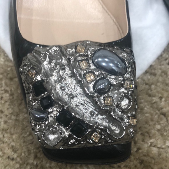 Shoes - Picture 2 of 4